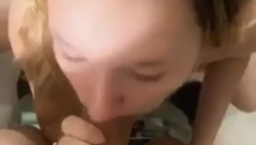 Beyaz kız seviyor çük 2.0