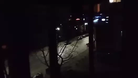 Gerçek yaramaz seks bebeğiniz de akşamları çıplak olmayı seviyor