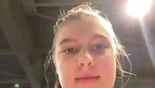 Jucielussie workout in the gym
