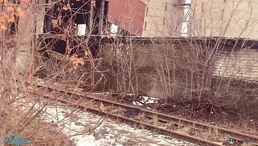 Külotlu çorap içinde açık havada boşalma