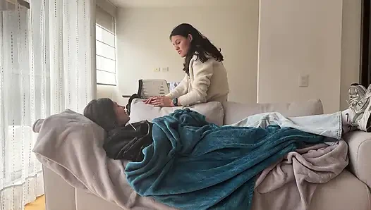 Eşim romantik lezbiyen seksin nasıl yapılacağını hatırlıyor