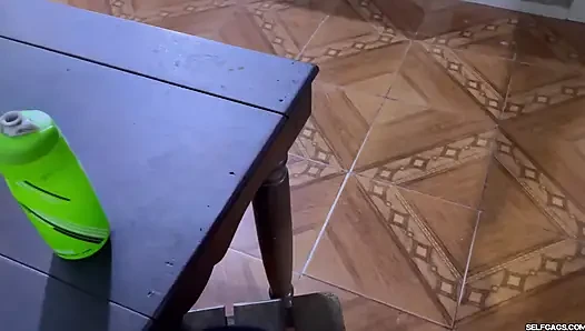 Bu ona mahvolmuş bir orgazma mal oldu