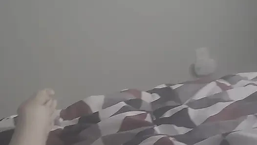 Olgun büyük döl örtüsünü sikiyor