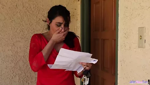 Glam dyke gets yemiş dışarı tarafından lezbiyen milf