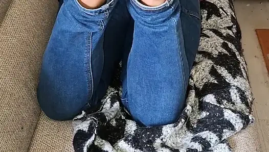 Kötü kokan ve kirli ayaklarım önünde görmezden gelinmek zorunda kalın