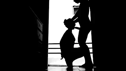 Gölgelerin porno tiyatrosu