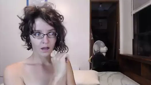 Fışkırtma erkek fatma ile deldi göğüsleri ve ilginçlik için yakınlık