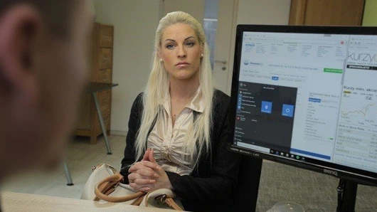 Kredi4k. kız tezgâhtarlıktan bıkmış…