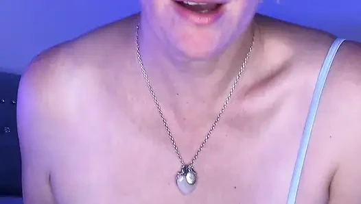 I Can't Sleep So StepMommy Gave Me A Good JOI