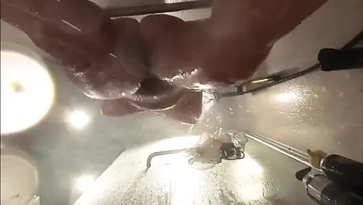 Banyo Altında Web Kamerası. Kız arkadaş duşta seksten sonra