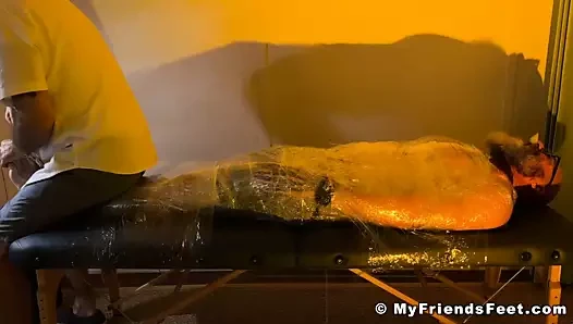 yakışıklı ölçülü damızlık rick tahammül vücut ve ayak gıdıklama