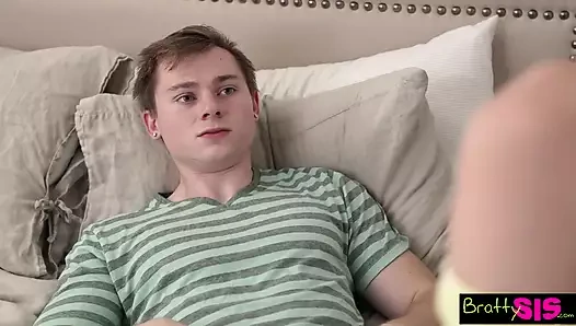 Üvey erkek kardeşler küçük yaraklı - s19:e2