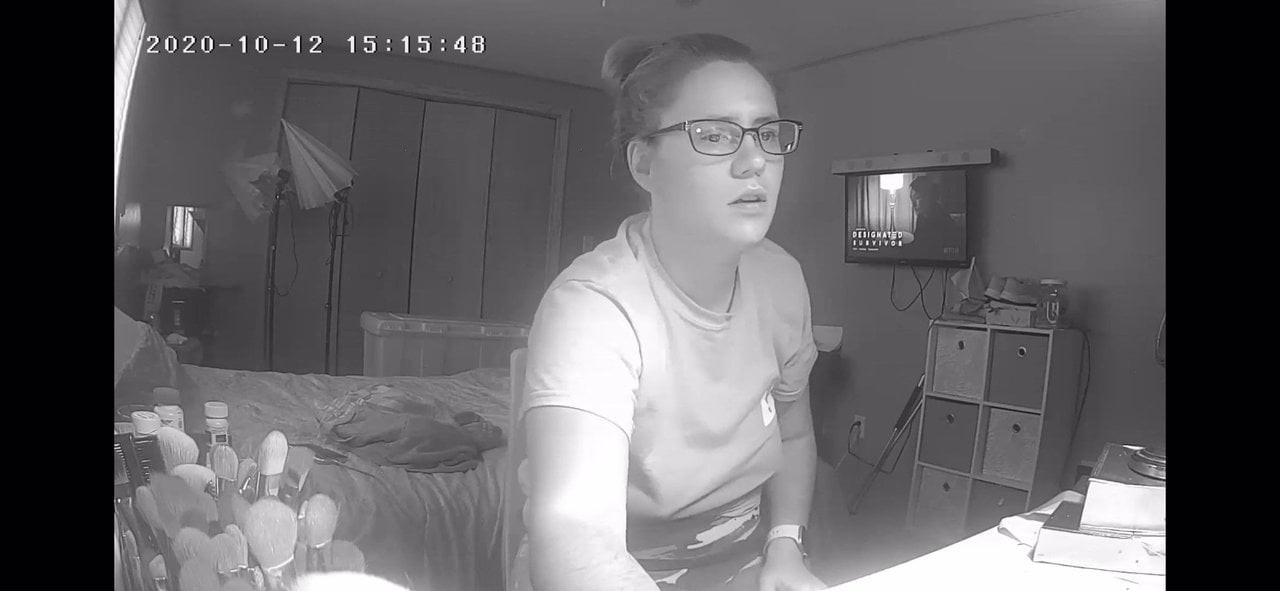 Genç sürtük jumps homework için sikme ona kedi için lezbiyen porno