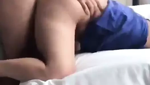 Ateşli kalın götlü evli kadın