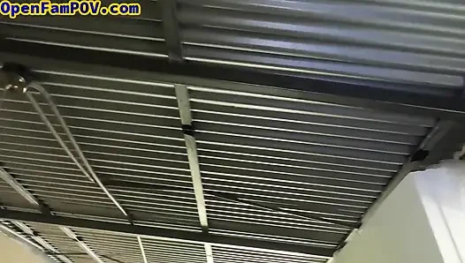 Sıska minyon bebek bakış açısıyla beyin veriyor