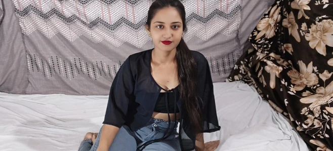 Delhili üniversiteli kız otel me musti ateşli Hintli kız