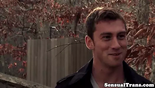 Bigbooty şehvetli trans boşalan süre Assfucked