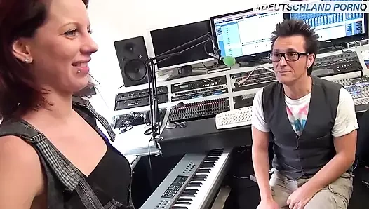 Alman sıcak vahşi sluts vol.2 - bölüm 3