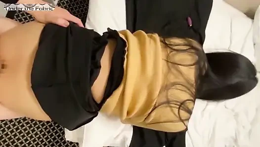 Facereveal siyah saçlı güzelin ikinci turu, cesur bir yolculuk ve derin dölleme tepeleri ile heyecan verici