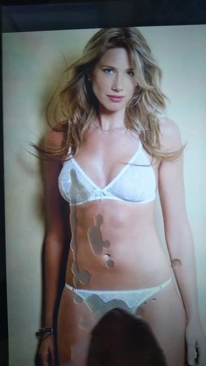 Alina Moine boşalıyor 1