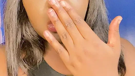 Young Solo Jamaikalı Baddie