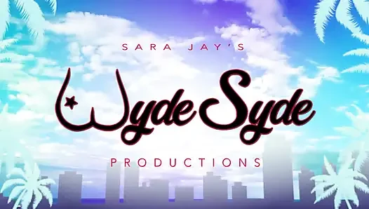 Genç erkek avcısı Sara Jay tek başına zamanının tadını nasıl çıkarmasını gerçekten biliyor!
