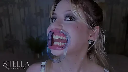 Diş fetişi aşırı yakın çekim diş muayenesi