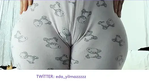 CAMEL TOE- PİJAMAYLA MASTURBASYON- TURK PORNO- TURK MILF