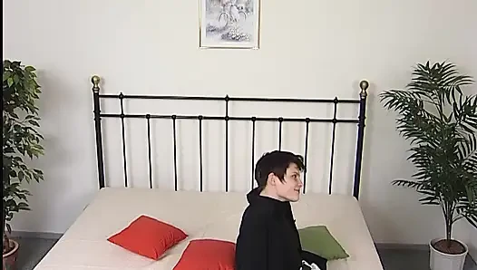 Yatağa bağlı sert seks