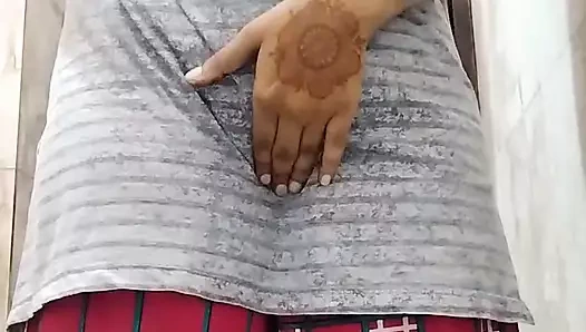 Yeni bangali yenge yakalandı zaman mastürbasyon at evde