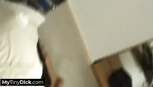 Eğlenceli bir şekilde azdırdıkça kahkahaları bulaşıcı