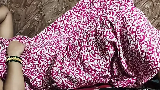 Ateşli hintli kadın seks pornosu