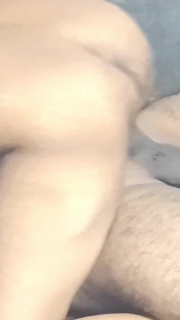 Незабываемый момент от "Друг индийского мужа трахнул его после того, как увидел его одну пухлую бхабхи"