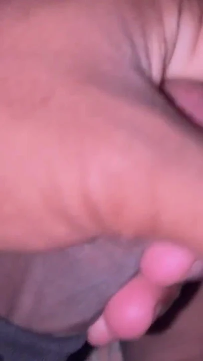 Karımı yatak odasında sikişme havasındayken sikiyorum | Klip 1