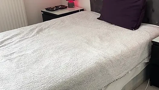 Siyah Boğa Sevgilisi Arkadaşından Ateşli Kremsi Tam Vücut Masajı