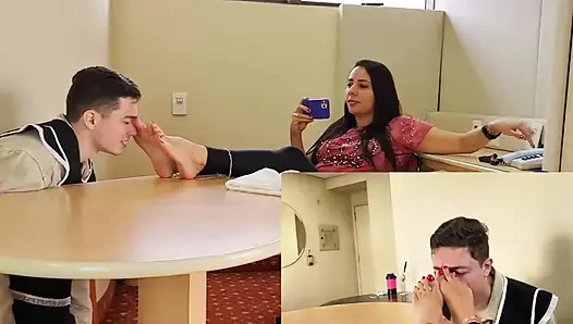 Seksi baskın hizmetçi şovenist büyük patronu cezalandırıyor