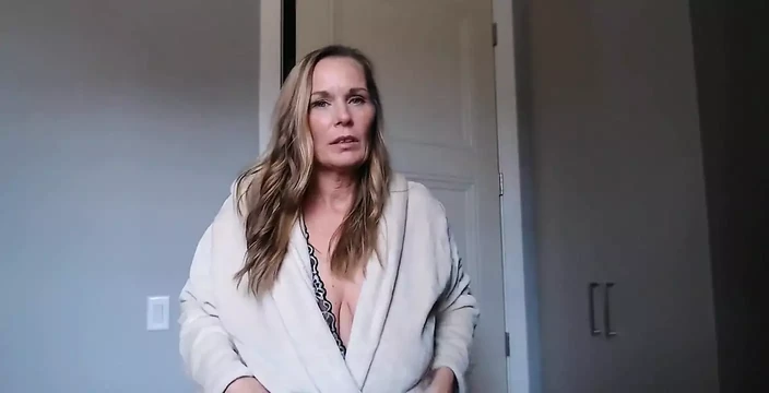 С счастливой пятницей! Эту называют извращенной как трах