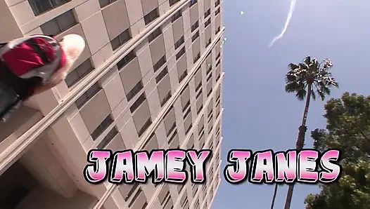 Şehvetli masaj derin amcık sikişine dönüşüyor