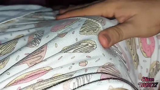 Üvey erkek kardeşler arasındaki ilk fantezi, ilk seferinizin ne olduğunu hatırlıyor musunuz?