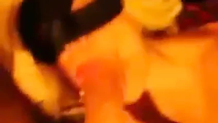 maskeli fransız kız