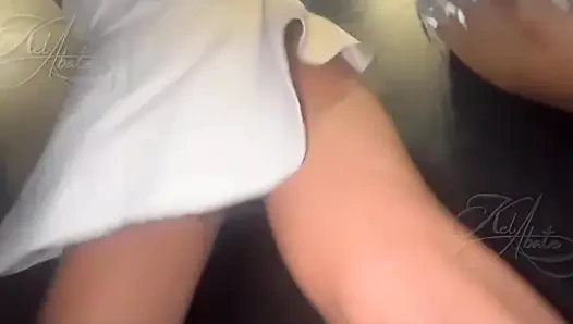 Malu Paz'ı benimle özgürlük eş değiştirme kulübündeki sikiş deliğine benimle gitmesi için davet ettim