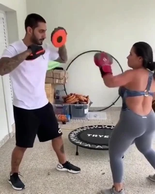 Simone e se bundao