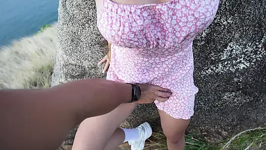 A BEAUTIFUL SUNRISE WITH A HUGE COCK IN MY MOUTH AND SWEET CUM