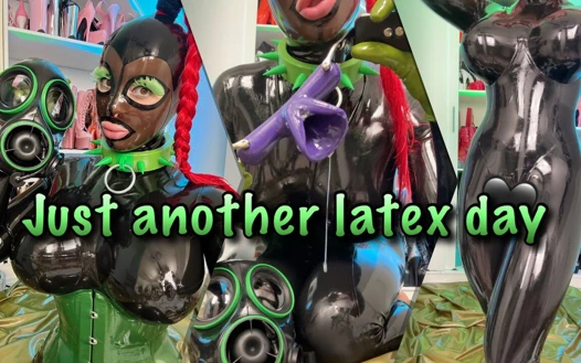 Lateks içinde sıradan bir gün