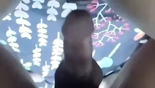 Bir arkadaşın karısı tatmin oluyor