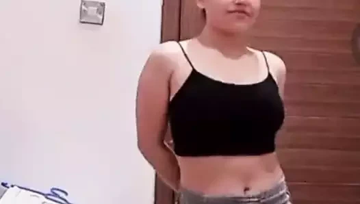 Küçük sürtüğüm dans...