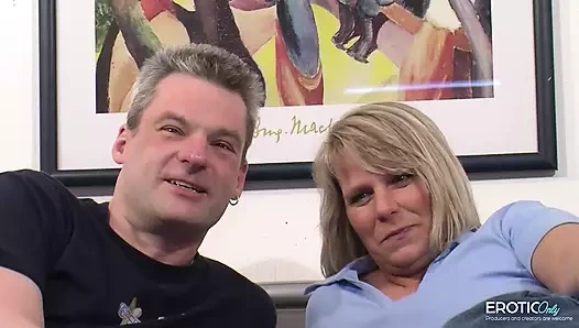 2 adamla yoğun üçlü seksten sonra sperm partisi