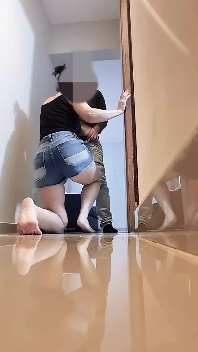 Çabuk, geri dönmeden önce!