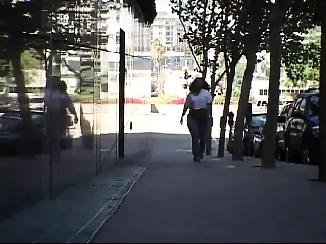 Siyah iri güzel kadın büyük siyah yarakla sert sikiliyor