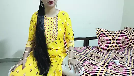 Kimin kime mastürbasyon yapıp benim kaybedeceğime karar vermek için taş kağıt makas oynuyorum, ama üvey erkek kardeşim de bana orgazm oluyor - karşılıklı mastürbasyon rol yapma